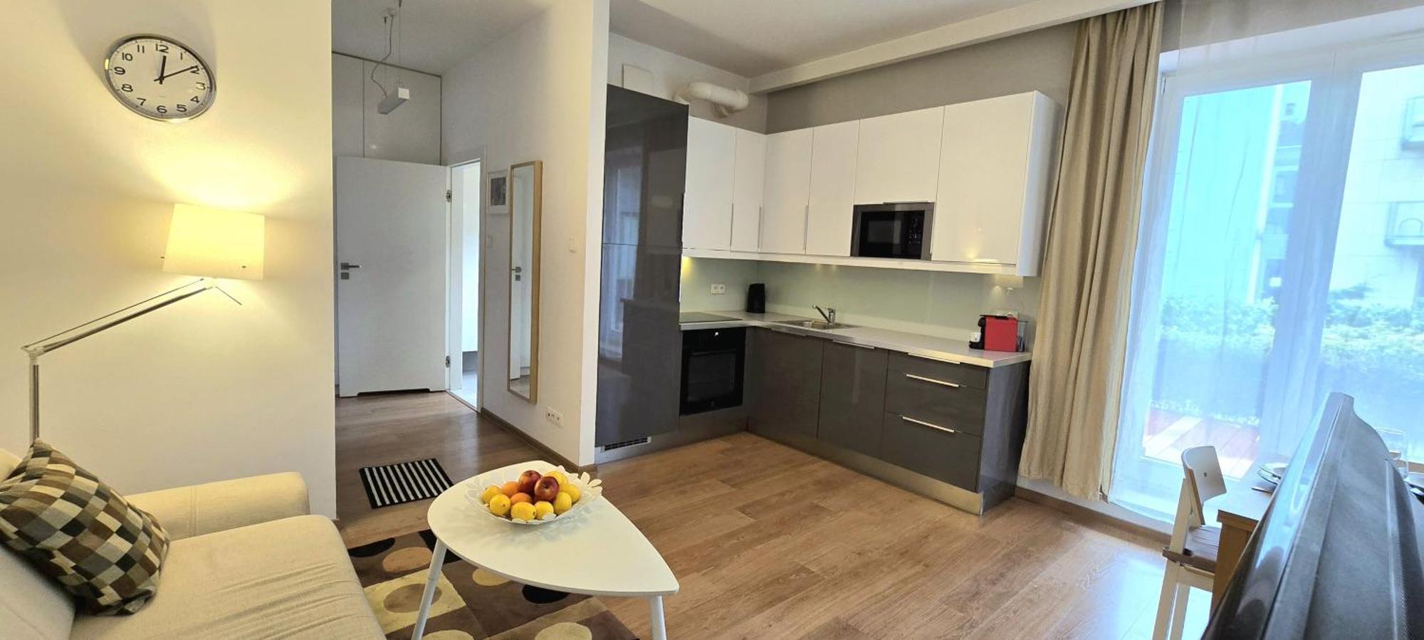 Apartment Neptun Old Town By Triapart